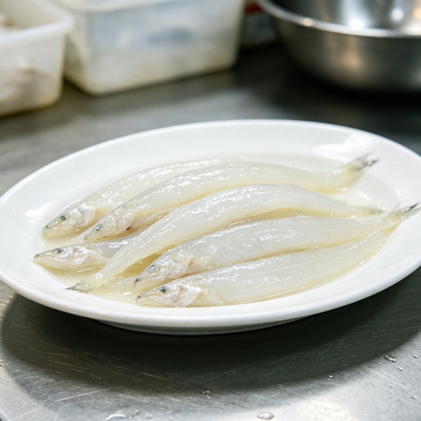 Fresh Whole Silver Icefish Whitebait